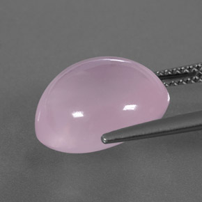 8.37カラットの天然ピンクローズクォーツ（13.5×11.6 mm・透明）
