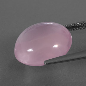 8.89カラットの天然ピンクローズクォーツ（13.8×12.6 mm・透明）