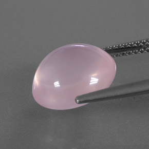 6.24カラットの天然ピンクローズクォーツ（11.8×10.8 mm・透明）