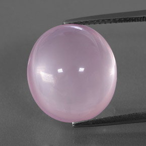 14.13カラットの天然ライトピンクローズクォーツ（15.5×14 mm・透明）