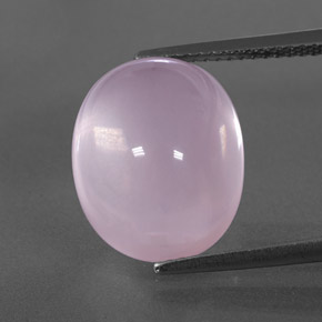 11.35カラットの天然ピンクローズクォーツ（14.8×12.1 mm・透明）