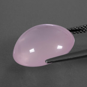 11.45カラットの天然ピンクローズクォーツ（15.5×13.5 mm・透明）