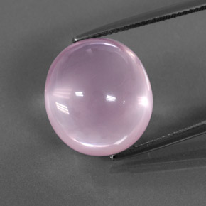 21.05カラットの天然薄いチェリーピンクローズクォーツ（17.3×15.7 mm・オーバルカット）