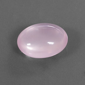 13.78カラットの天然ピンクローズクォーツ（18.5×14.7 mm・オーバルカット）