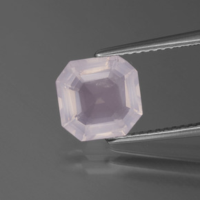 2.17カラットの天然非常に薄いピンクローズクォーツ、エメラルドカット、透明