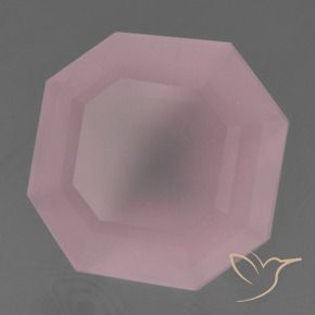 5.61カラットの天然ミディアムダークピンクローズクォーツ、八角形 / エメラルドカット、透明