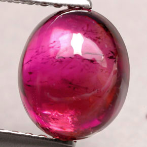 2.26カラットの天然ピンクレッドルベライトトルマリン（8.3×7 mm・透明）