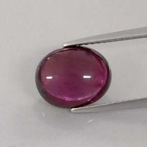 4.65カラットの天然ピンクレッドルベライトトルマリン（10.7×8.6 mm・透明）