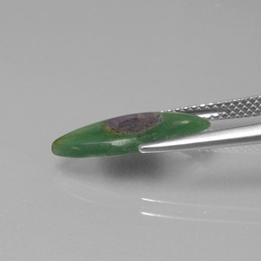 2.38カラットの天然バイカラーフックサイト入りルビー（16.3×7.5 mm・マーキス）