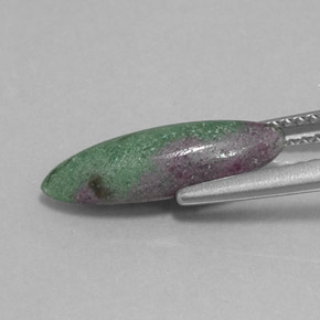 3.03カラットの天然マルチカラールビーゾイサイト、マーキーズ、オペーク