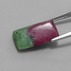 9.19カラットの天然マルチカラールビーゾイサイト、バゲット、オペーク