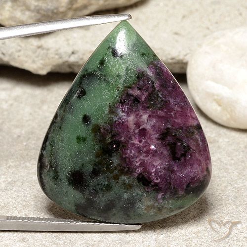 38.75ct 天然 マルチカラー ルビーゾイサイト, 洋梨の形, オペーク