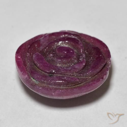 17.44カラットの天然Medium Dark-Purpleルビーゾイサイト、フラワーカット、オペーク