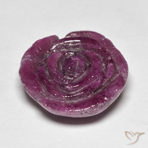15.77カラットの天然Medium Dark-Purpleルビーゾイサイト、フラワーカット、オペーク