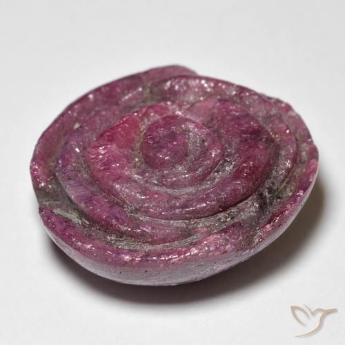 35.76カラットの天然Medium Dark-Purpleルビーゾイサイト、フラワーカット、オペーク