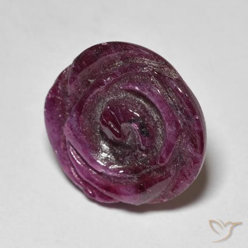 10.16カラットの天然Medium Dark-Purpleルビーゾイサイト、フラワーカット、オペーク