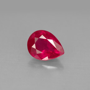 1.48カラットの天然ピンクレッドルビー（8.1×6.2 mm・洋梨の形）