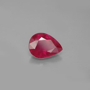 1.39カラットの天然ピンクレッドルビー（8×6.1 mm・洋梨の形）