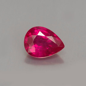 1.31カラットの天然ピンクレッドルビー（7.8×6 mm・洋梨の形）