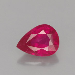 1.54カラットの天然ピンクレッドルビー（8.1×6 mm・洋梨の形）