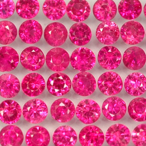 カラットの天然ピンクレッドルビー（1.58 mm・ラウンドカット）