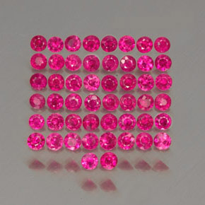 カラットの天然ピンクレッドルビー（1.55 mm・ラウンドカット）