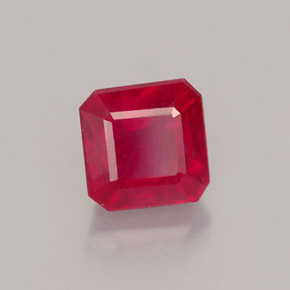 1.79カラットの天然ピンクレッドルビー（6×6 mm・エメラルドカット）