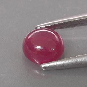1.26カラットの天然ピンクレッドルビー（5.68 mm・透明）