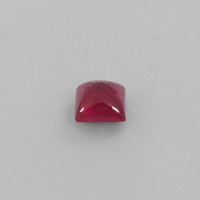 1.41カラットの天然ピンクレッドルビー（5.8×5.8 mm・透明）