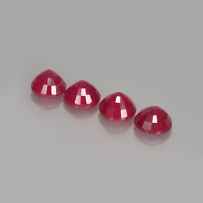 カラットの天然ピンクレッドルビー（6.12 mm・ラウンドカット）