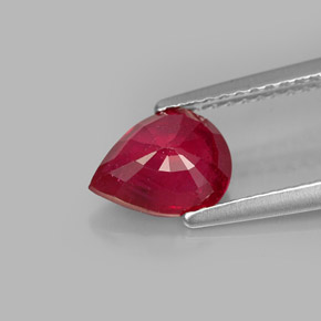 1.50カラットの天然ピンクレッドルビー（8.1×6.3 mm・洋梨の形）
