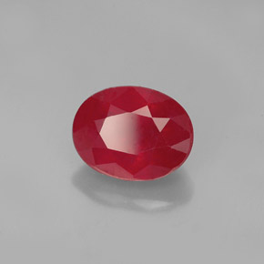 2.00カラットの天然ピンクレッドルビー（8.1×6.2 mm・オーバルカット）