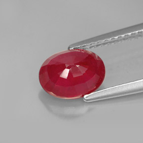 2.00カラットの天然ピンクレッドルビー（8.1×6.2 mm・オーバルカット）
