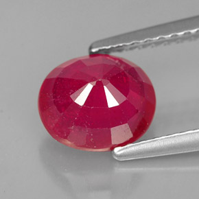1.86カラットの天然ピンクレッドルビー（7.7×6.7 mm・オーバルカット）