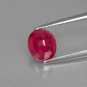 1.91カラットの天然ピンクレッドルビー（7.6×6.6 mm・オーバルカット）