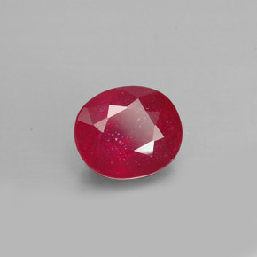 1.90カラットの天然ピンクレッドルビー（7.6×6.5 mm・オーバルカット）