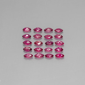 カラットの天然ピンクレッドルビー（3.7×2.1 mm・マーキス）