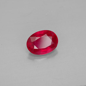 1.63カラットの天然ピンクレッドルビー（7.9×5.8 mm・オーバルカット）