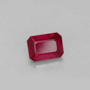 1.40カラットの天然ピンクレッドルビー（7.1×5.2 mm・エメラルドカット）