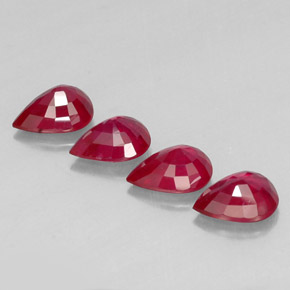 カラットの天然ピンクレッドルビー（8.1×6 mm・洋梨の形）