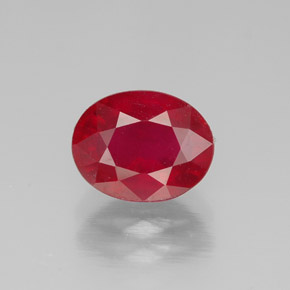 1.84カラットの天然ピンクレッドルビー（7.9×6.1 mm・オーバルカット）