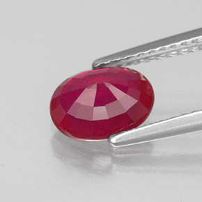 1.54カラットの天然ピンクレッドルビー（8.1×6.1 mm・オーバルカット）