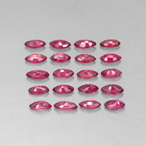 カラットの天然ピンクレッドルビー（3.6×1.7 mm・マーキス）