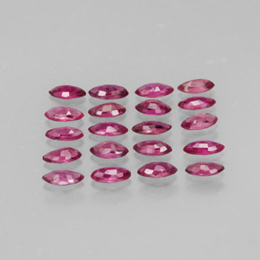 カラットの天然ピンクレッドルビー（3.8×1.8 mm・マーキス）