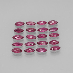 カラットの天然ピンクレッドルビー（3.6×2 mm・マーキス）