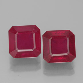 カラットの天然ピンクレッドルビー（6.2×6.1 mm・エメラルドカット）
