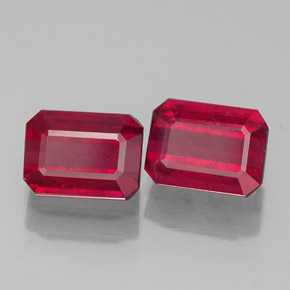カラットの天然ピンクレッドルビー（7×5.1 mm・エメラルドカット）