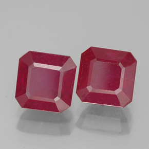 カラットの天然ピンクレッドルビー（6.2×6.1 mm・エメラルドカット）