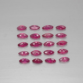 カラットの天然ピンクレッドルビー（3.9×1.8 mm・マーキス）