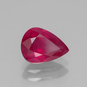 1.50カラットの天然ピンクレッドルビー（8.2×6.1 mm・洋梨の形）